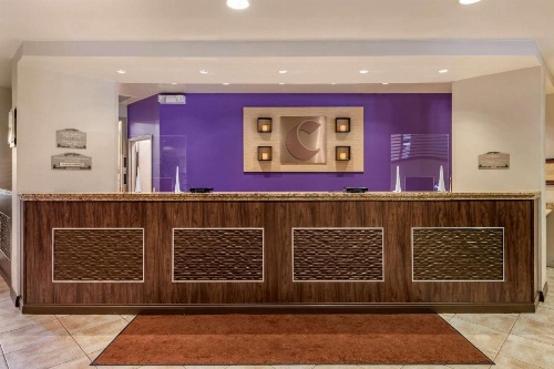 Comfort Suites Maingate East At Old Town image 27