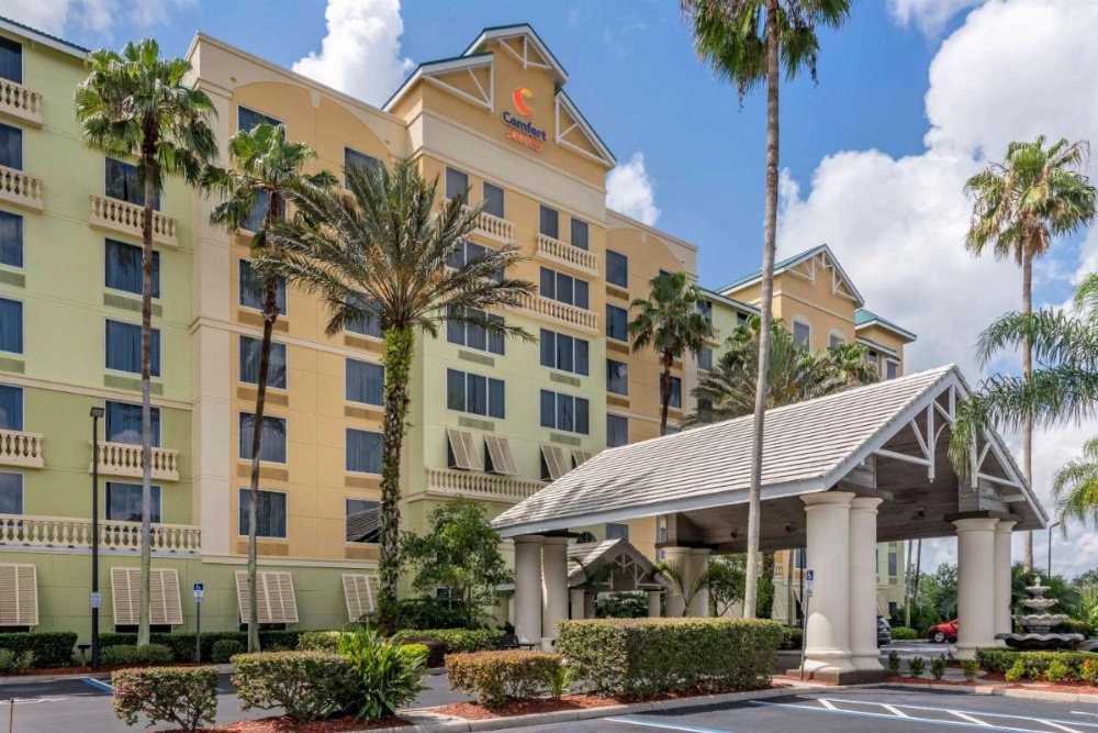 Comfort Suites Maingate East At Old Town Image 29