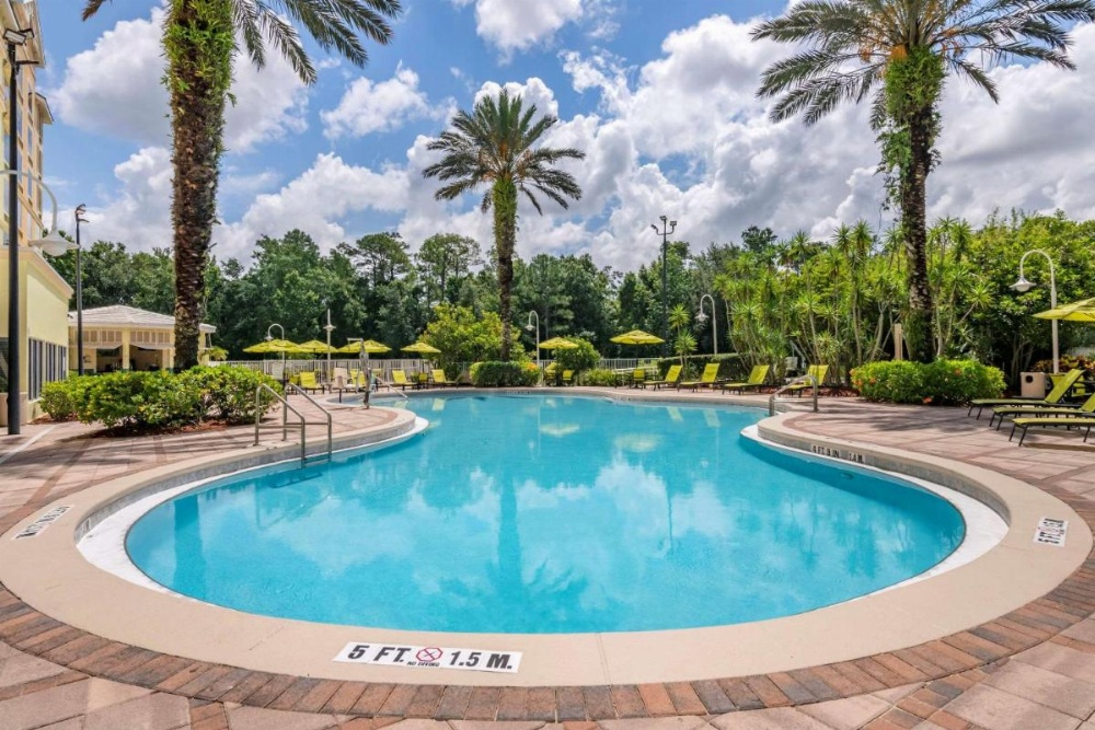 Comfort Suites Maingate East At Old Town